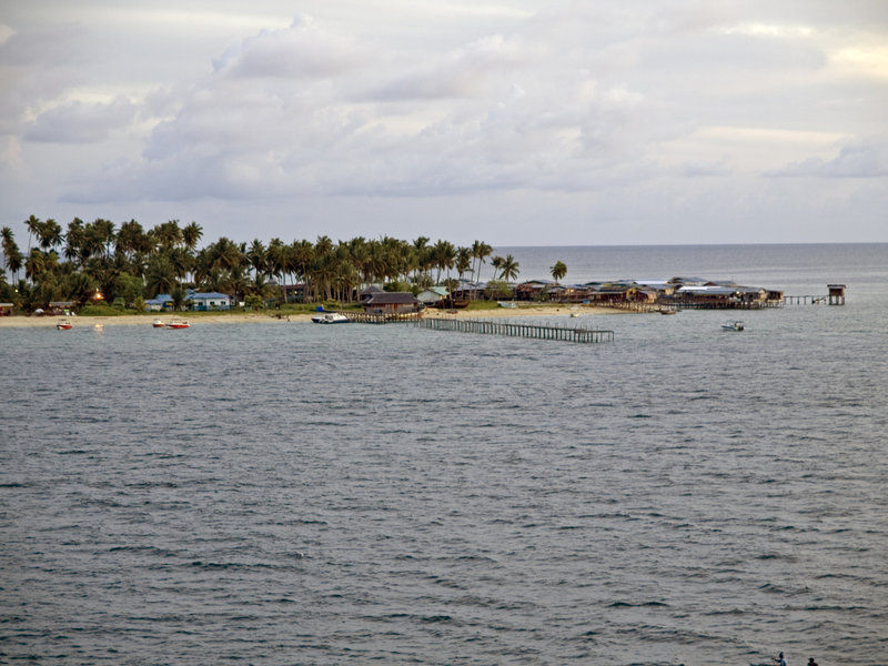 Pulau Mabul, Seaventures Dive Rig